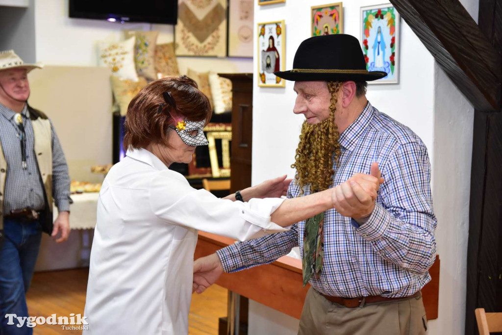 Maskenbal po raz kolejny zagościł w murach Muzeum Borów Tucholskich