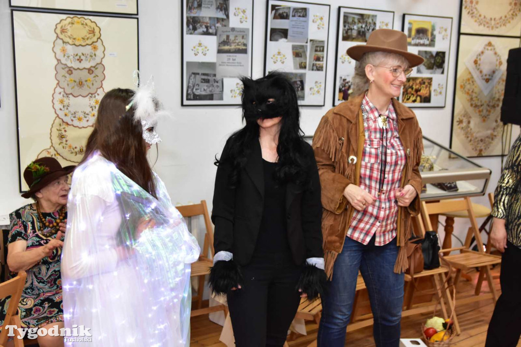 Maskenbal po raz kolejny zagościł w murach Muzeum Borów Tucholskich