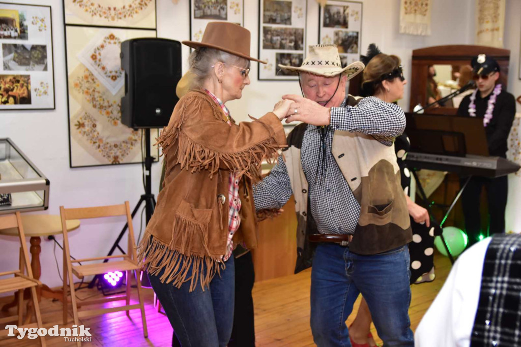 Maskenbal po raz kolejny zagościł w murach Muzeum Borów Tucholskich