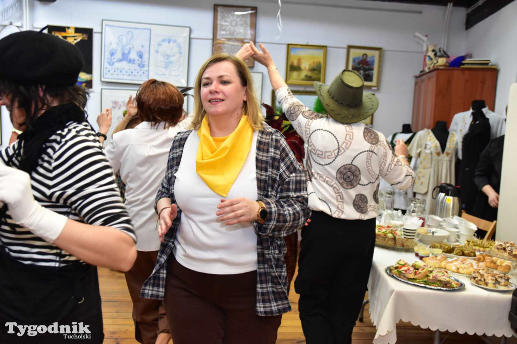 Maskenbal po raz kolejny zagościł w murach Muzeum Borów Tucholskich