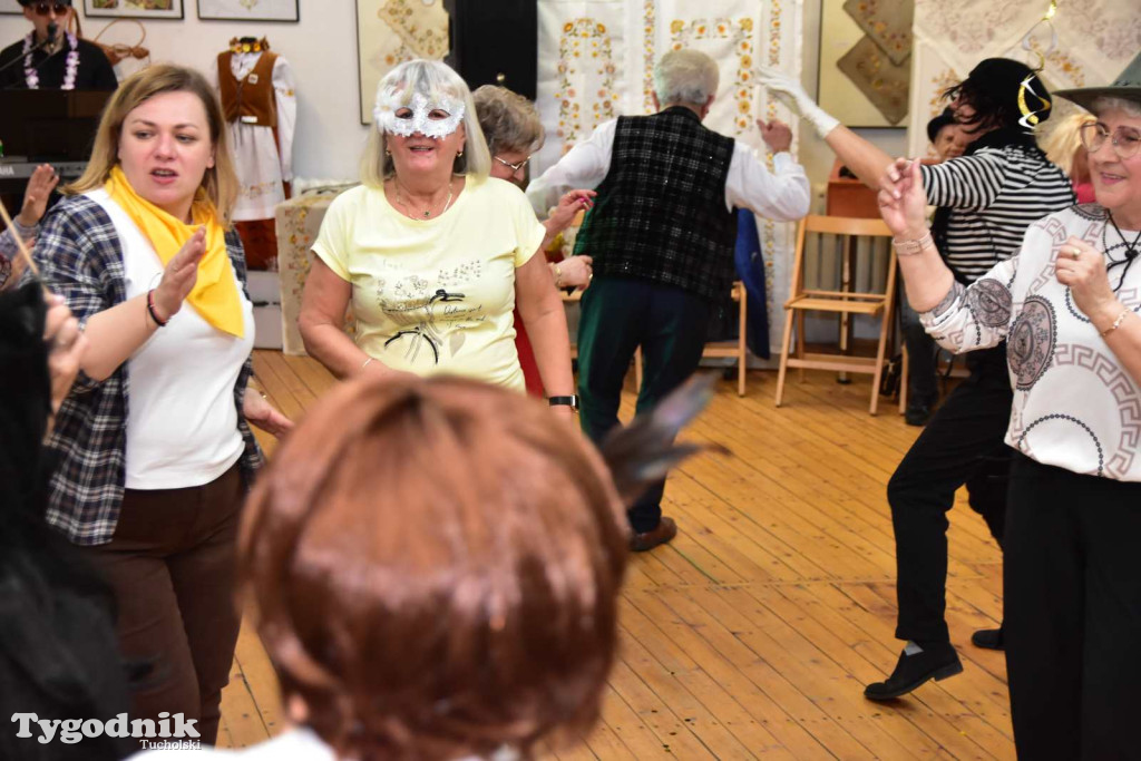 Maskenbal po raz kolejny zagościł w murach Muzeum Borów Tucholskich