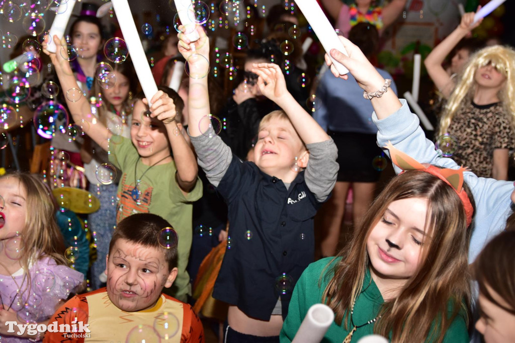 Bal karnawałowy w Wielkiej Kloni