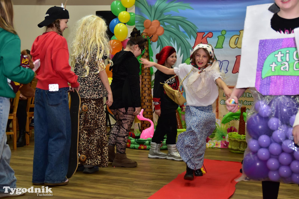 Bal karnawałowy w Wielkiej Kloni