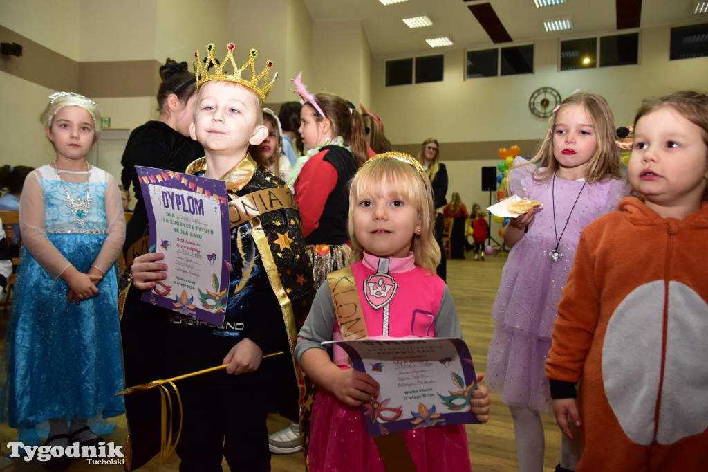 Bal karnawałowy w Wielkiej Kloni