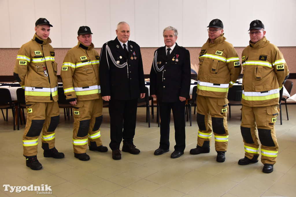 Minikowo: W czynie społecznym zadbali o akustykę w sali świetlicy wiejskiej