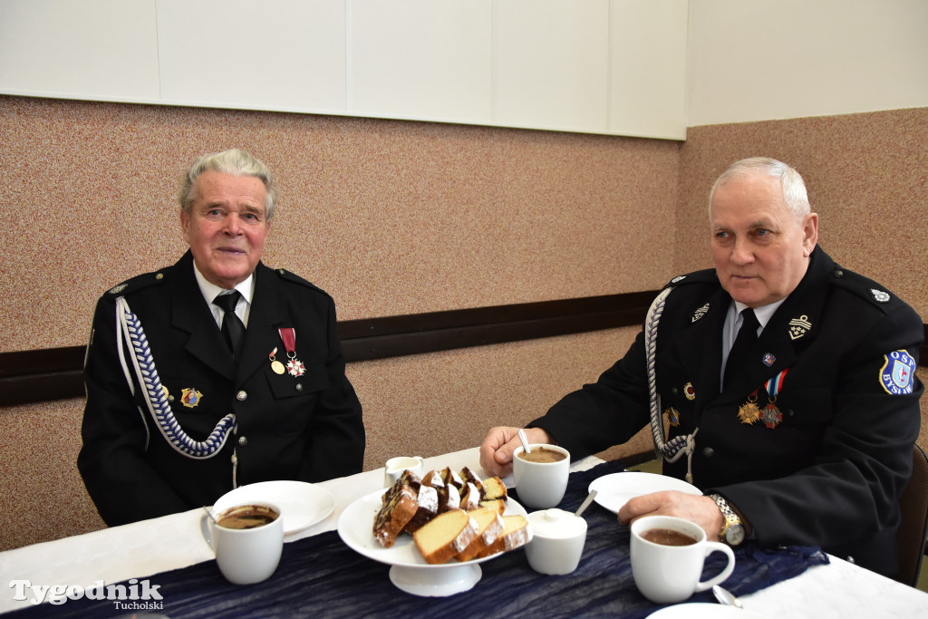 Minikowo: W czynie społecznym zadbali o akustykę w sali świetlicy wiejskiej