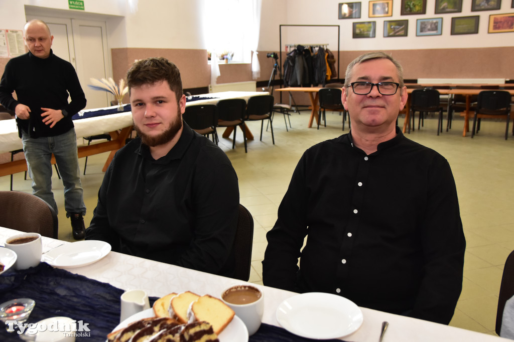 Minikowo: W czynie społecznym zadbali o akustykę w sali świetlicy wiejskiej