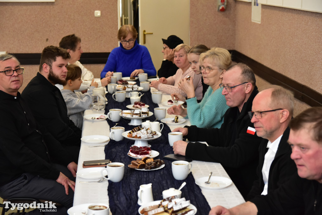 Minikowo: W czynie społecznym zadbali o akustykę w sali świetlicy wiejskiej