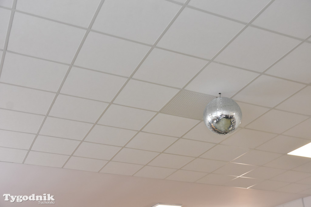 Minikowo: W czynie społecznym zadbali o akustykę w sali świetlicy wiejskiej