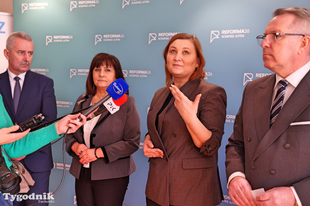 W Tucholi o reformie oświaty. Ministerstwo i kuratorium