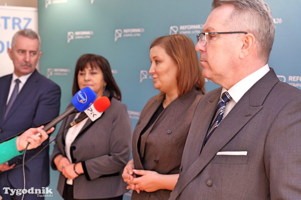 W Tucholi o reformie oświaty. Ministerstwo i kuratorium