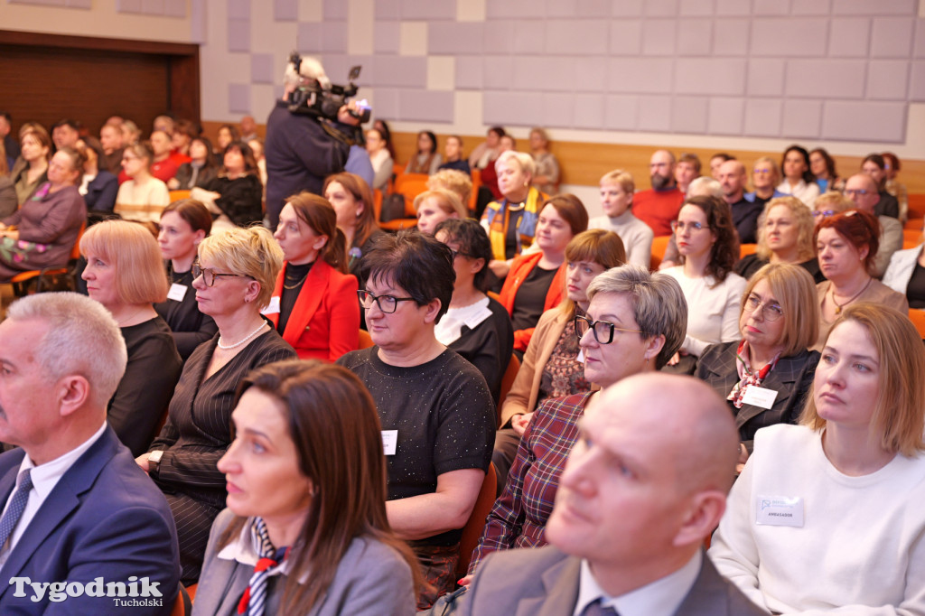 W Tucholi o reformie oświaty. Ministerstwo i kuratorium