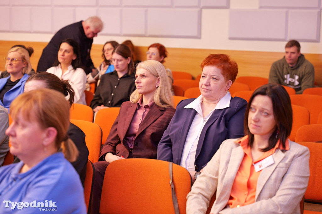 W Tucholi o reformie oświaty. Ministerstwo i kuratorium