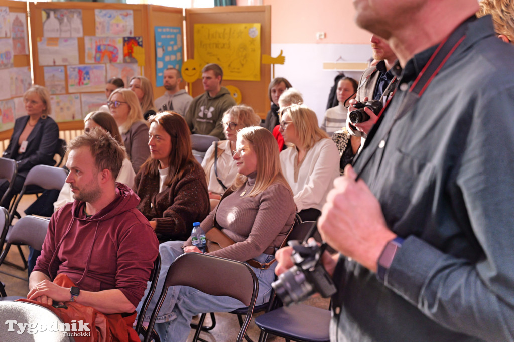 W Tucholi o reformie oświaty. Ministerstwo i kuratorium