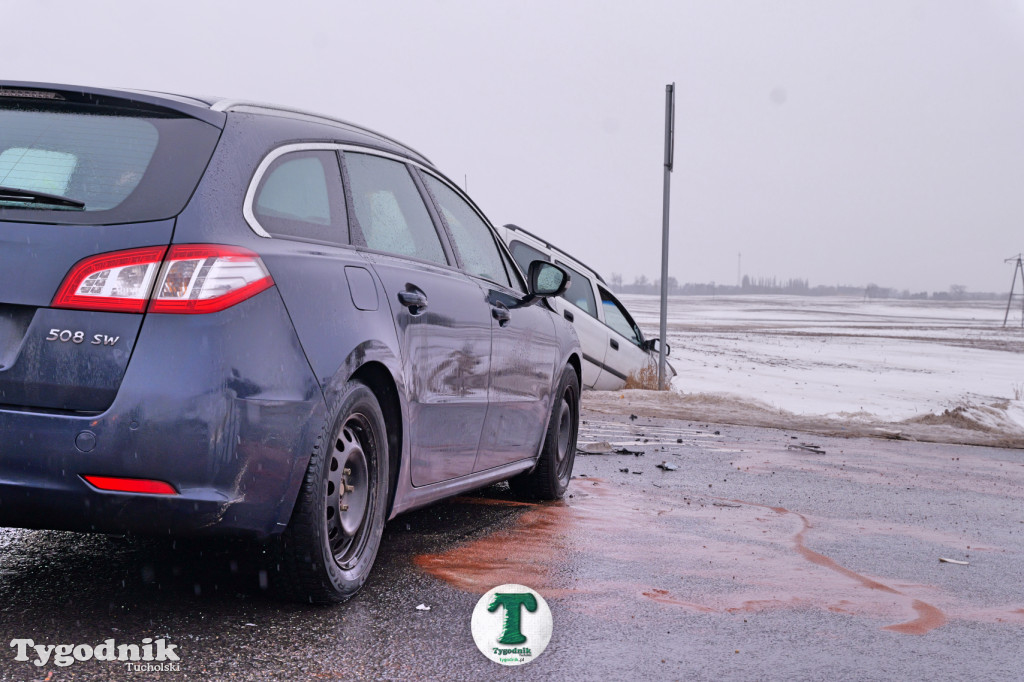 Niedziela. Wypadek na drodze Tuchola - Sępólno. Skrzyżowanie...