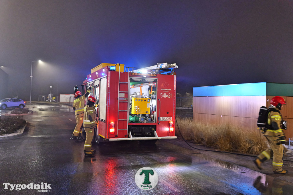 Pożar samochodu na parkingu McDonald\'s