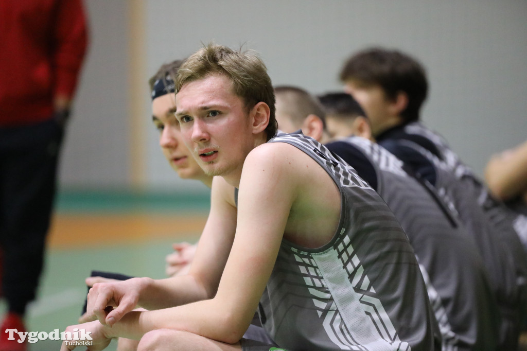 Koszykówka: gospodarze zabrali puchar dyrektora