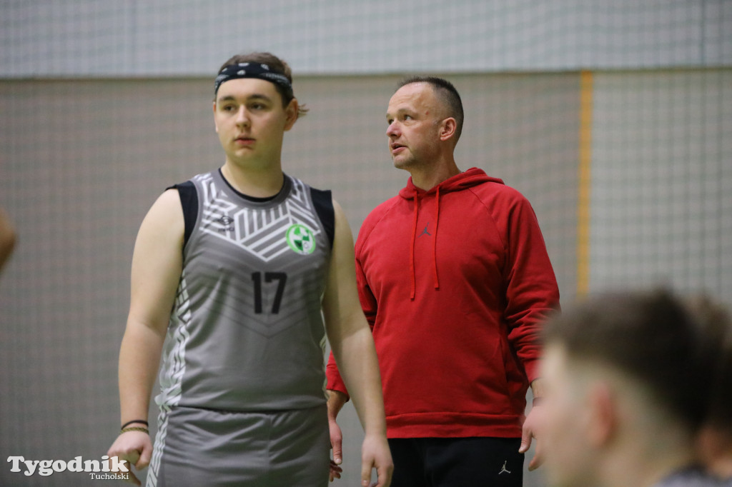 Koszykówka: gospodarze zabrali puchar dyrektora