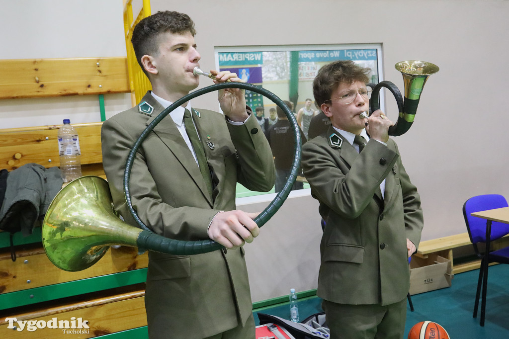 Koszykówka: gospodarze zabrali puchar dyrektora