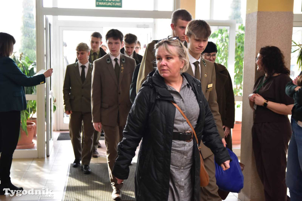 Tuchola: Tłum zainteresowanych na Targach Pracy i Festiwalu Służb Mundurowych