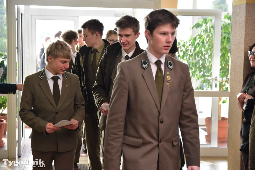 Tuchola: Tłum zainteresowanych na Targach Pracy i Festiwalu Służb Mundurowych