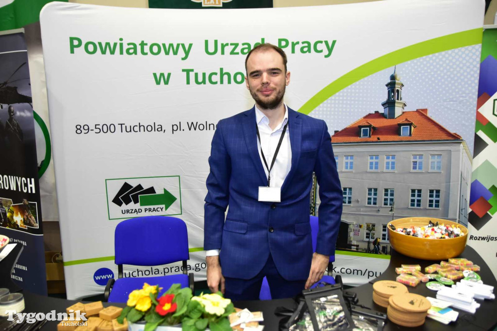 Tuchola: Tłum zainteresowanych na Targach Pracy i Festiwalu Służb Mundurowych