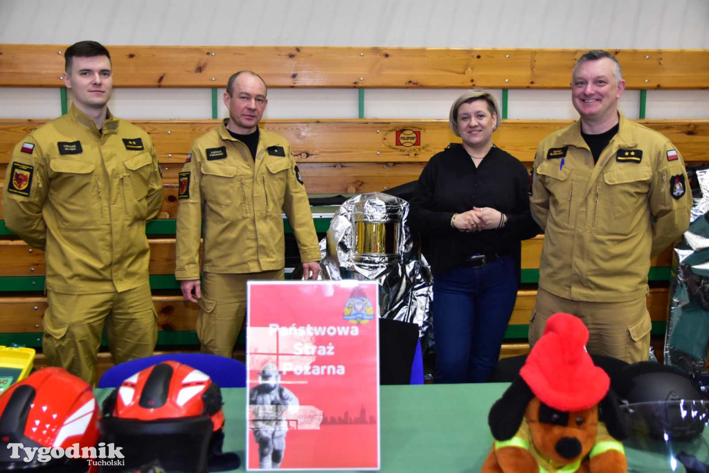 Tuchola: Tłum zainteresowanych na Targach Pracy i Festiwalu Służb Mundurowych