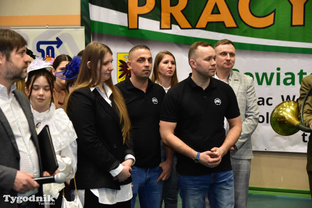 Tuchola: Tłum zainteresowanych na Targach Pracy i Festiwalu Służb Mundurowych