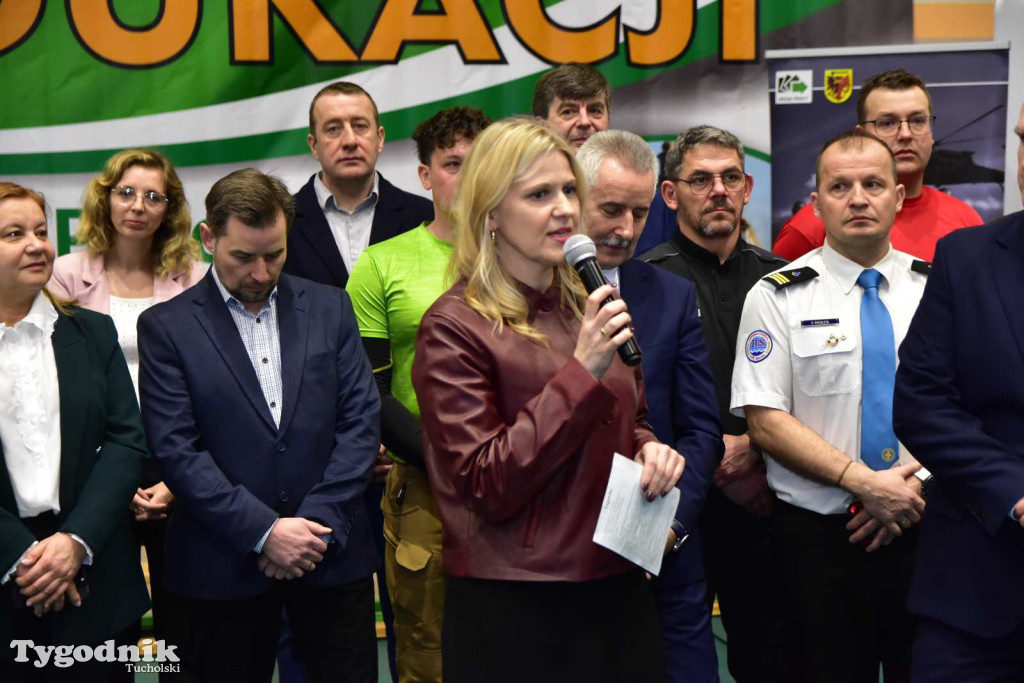 Tuchola: Tłum zainteresowanych na Targach Pracy i Festiwalu Służb Mundurowych