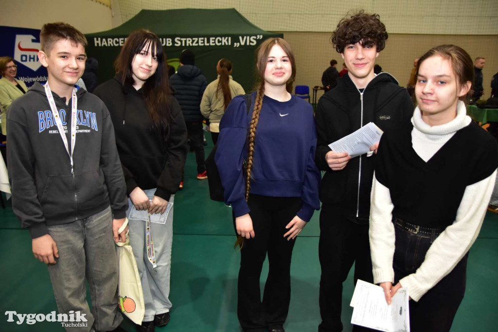 Tuchola: Tłum zainteresowanych na Targach Pracy i Festiwalu Służb Mundurowych