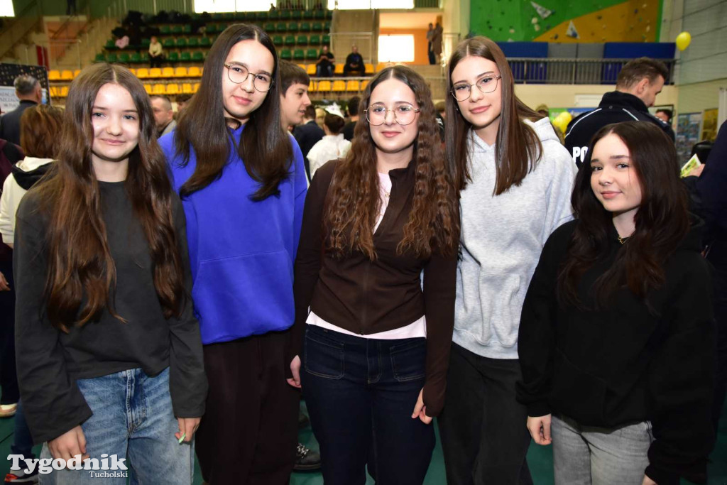 Tuchola: Tłum zainteresowanych na Targach Pracy i Festiwalu Służb Mundurowych