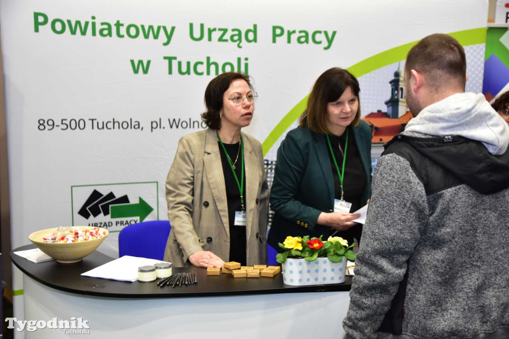 Tuchola: Tłum zainteresowanych na Targach Pracy i Festiwalu Służb Mundurowych