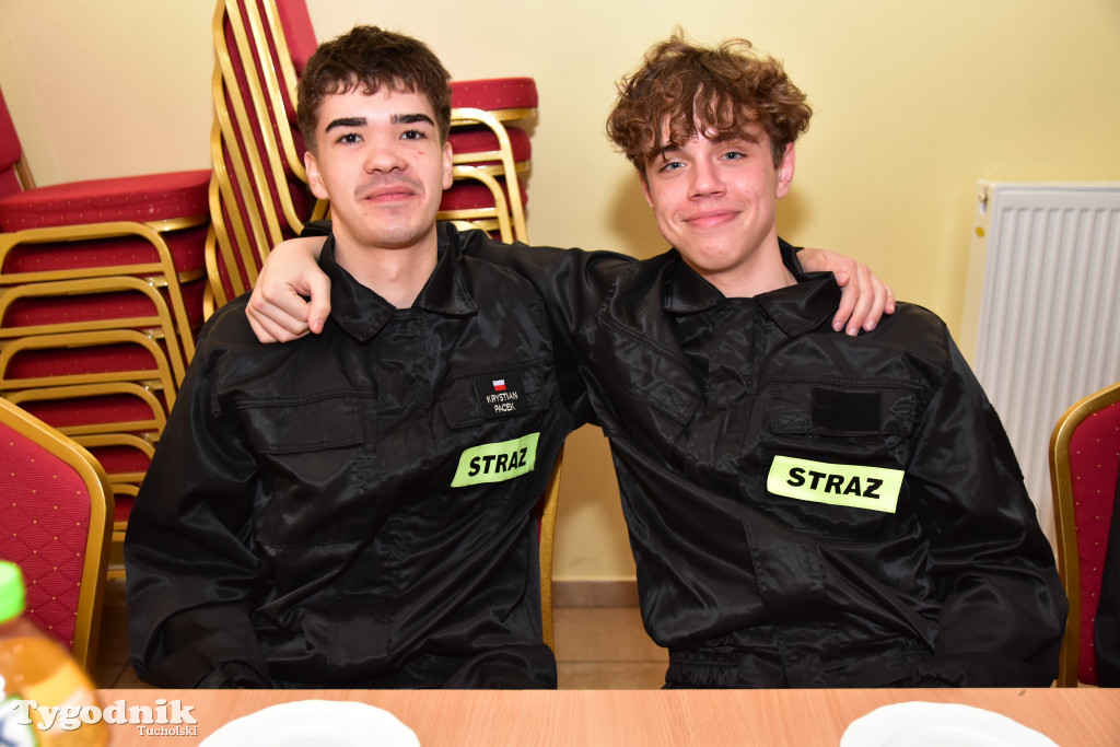 Druhny i druhowie z Lubiewa po zebraniu sprawozdawczo-wyborczym