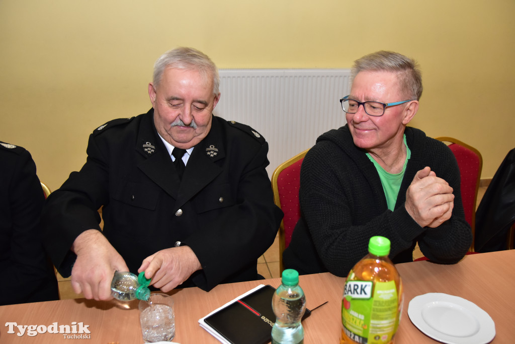 Druhny i druhowie z Lubiewa po zebraniu sprawozdawczo-wyborczym