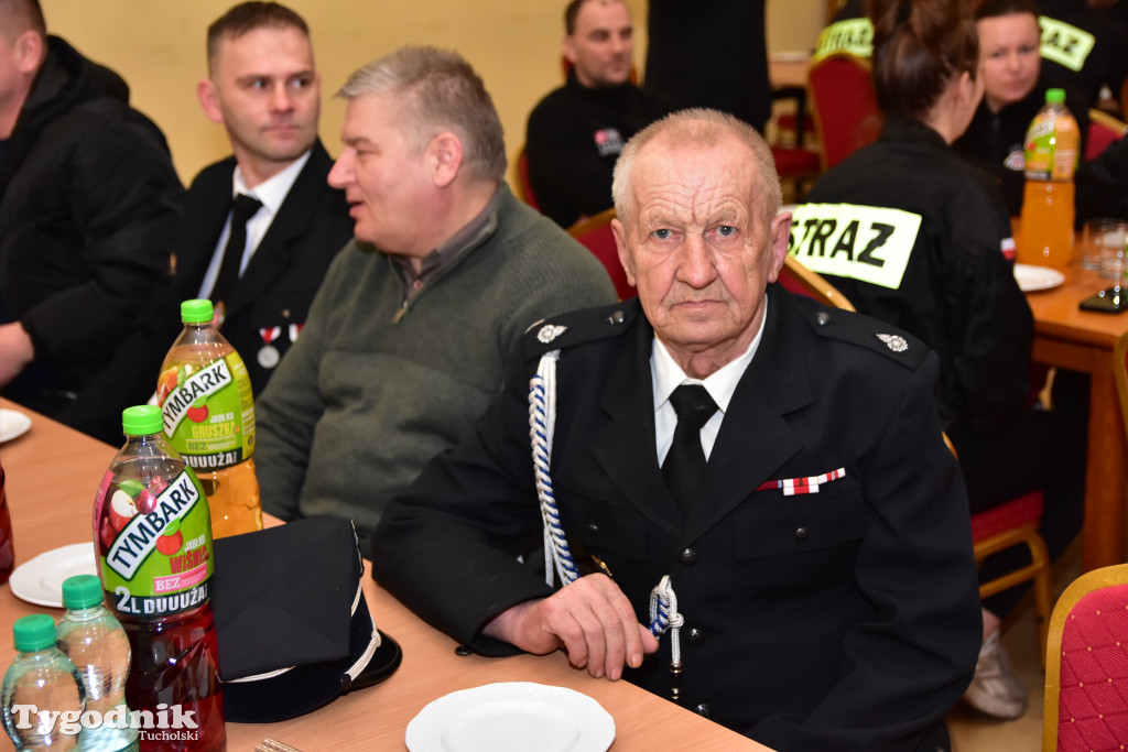 Druhny i druhowie z Lubiewa po zebraniu sprawozdawczo-wyborczym