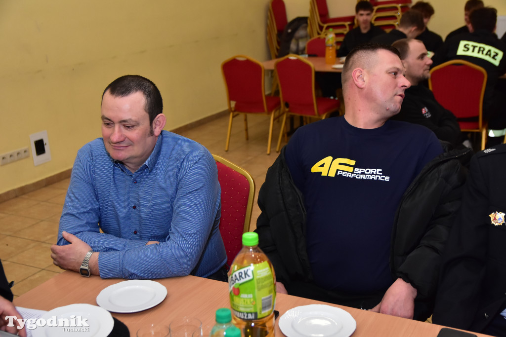 Druhny i druhowie z Lubiewa po zebraniu sprawozdawczo-wyborczym