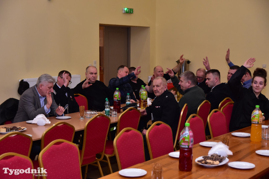 Druhny i druhowie z Lubiewa po zebraniu sprawozdawczo-wyborczym