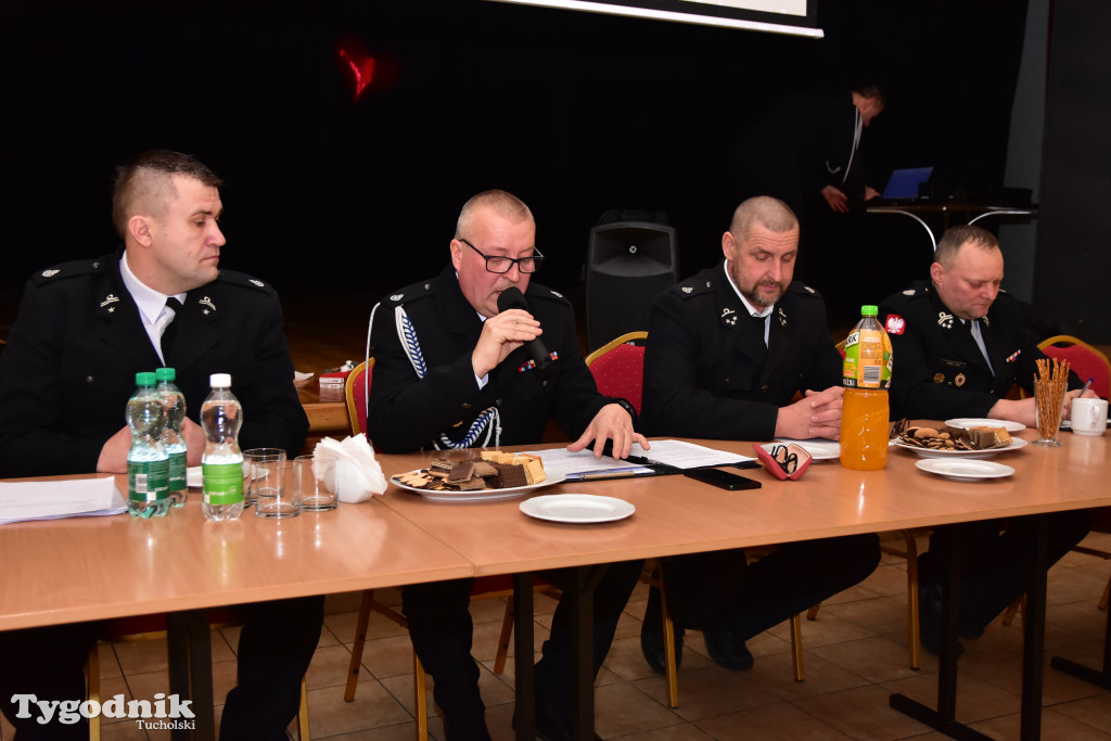 Druhny i druhowie z Lubiewa po zebraniu sprawozdawczo-wyborczym