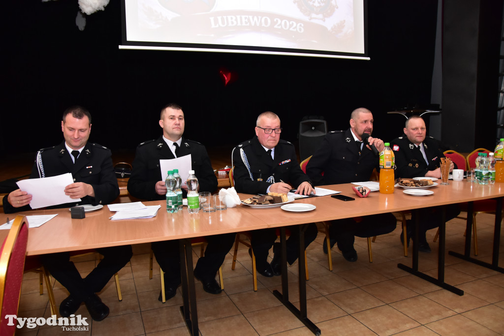 Druhny i druhowie z Lubiewa po zebraniu sprawozdawczo-wyborczym