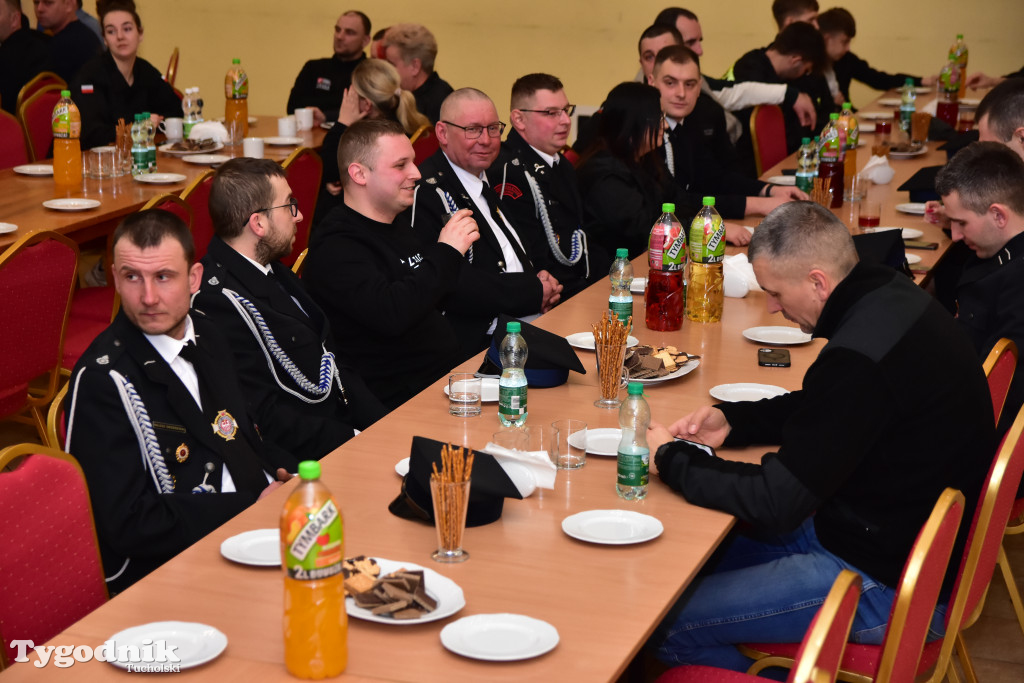 Druhny i druhowie z Lubiewa po zebraniu sprawozdawczo-wyborczym