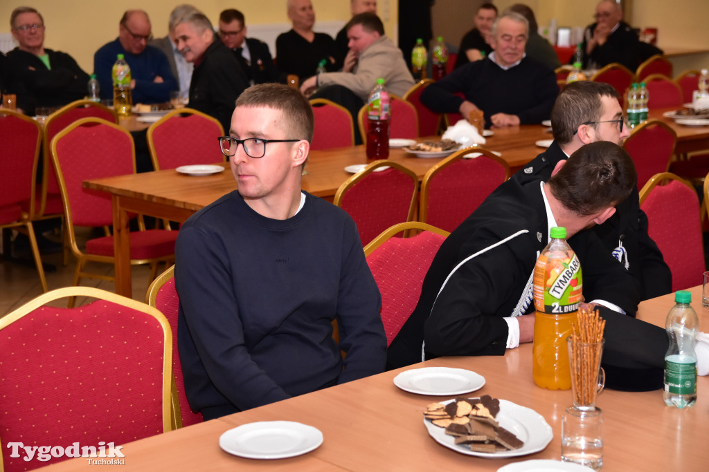 Druhny i druhowie z Lubiewa po zebraniu sprawozdawczo-wyborczym