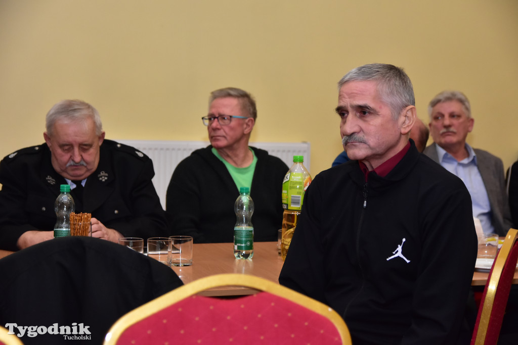 Druhny i druhowie z Lubiewa po zebraniu sprawozdawczo-wyborczym