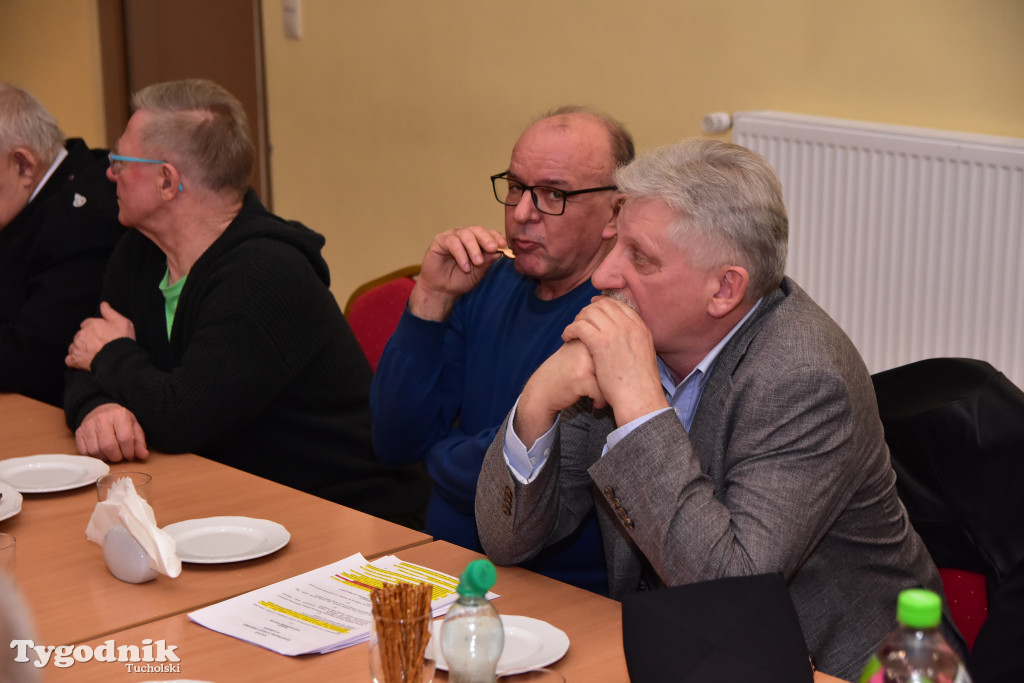 Druhny i druhowie z Lubiewa po zebraniu sprawozdawczo-wyborczym