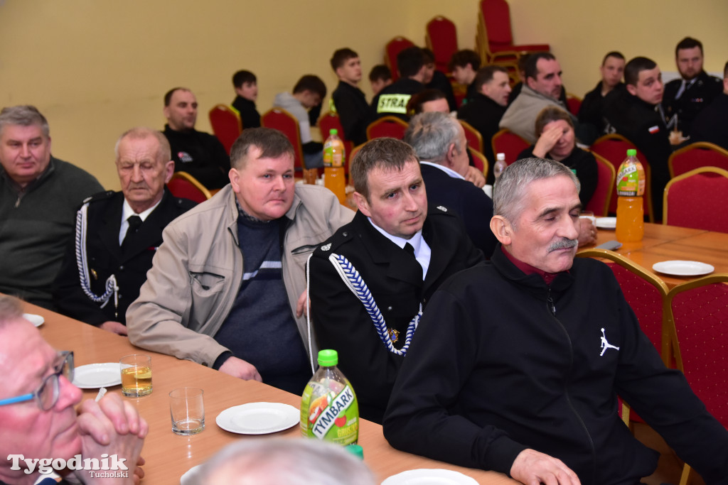 Druhny i druhowie z Lubiewa po zebraniu sprawozdawczo-wyborczym