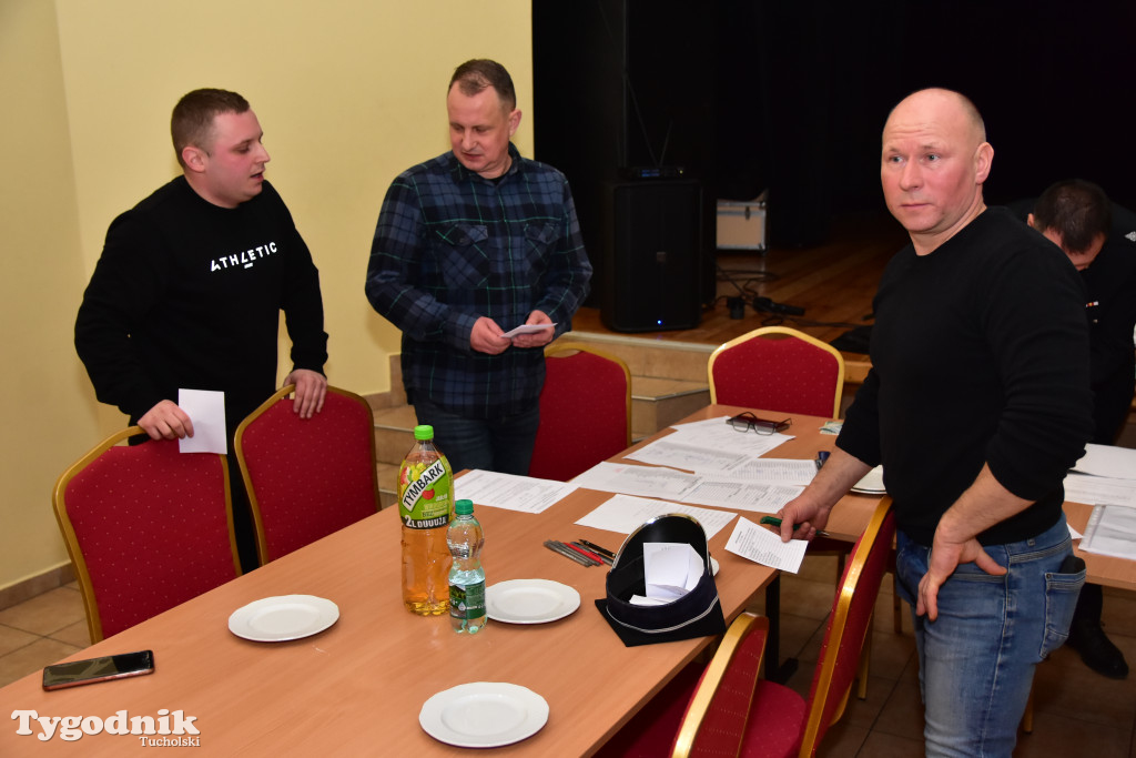 Druhny i druhowie z Lubiewa po zebraniu sprawozdawczo-wyborczym