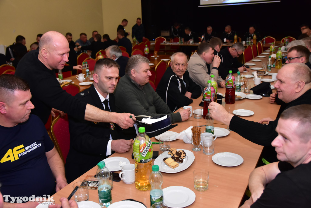 Druhny i druhowie z Lubiewa po zebraniu sprawozdawczo-wyborczym