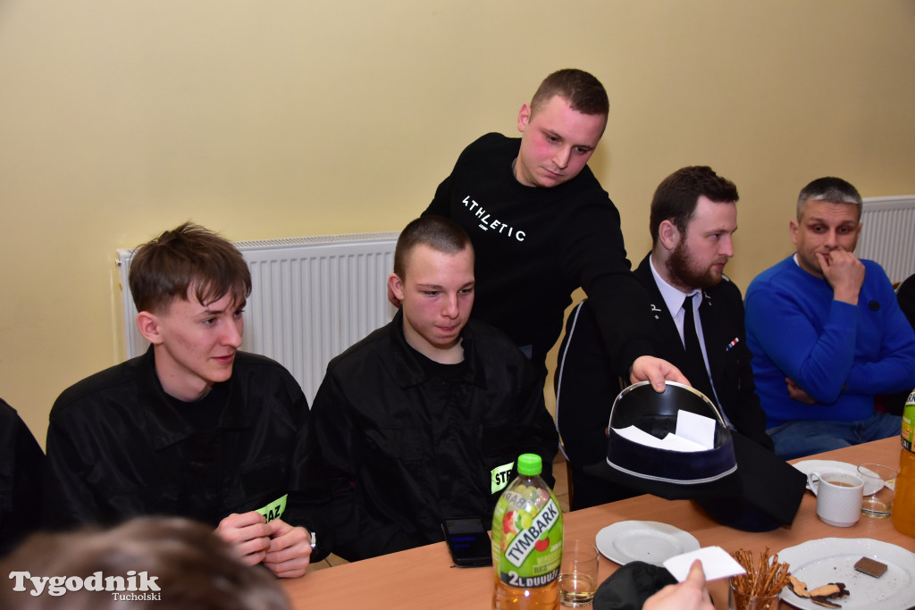 Druhny i druhowie z Lubiewa po zebraniu sprawozdawczo-wyborczym