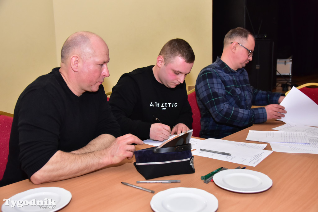 Druhny i druhowie z Lubiewa po zebraniu sprawozdawczo-wyborczym