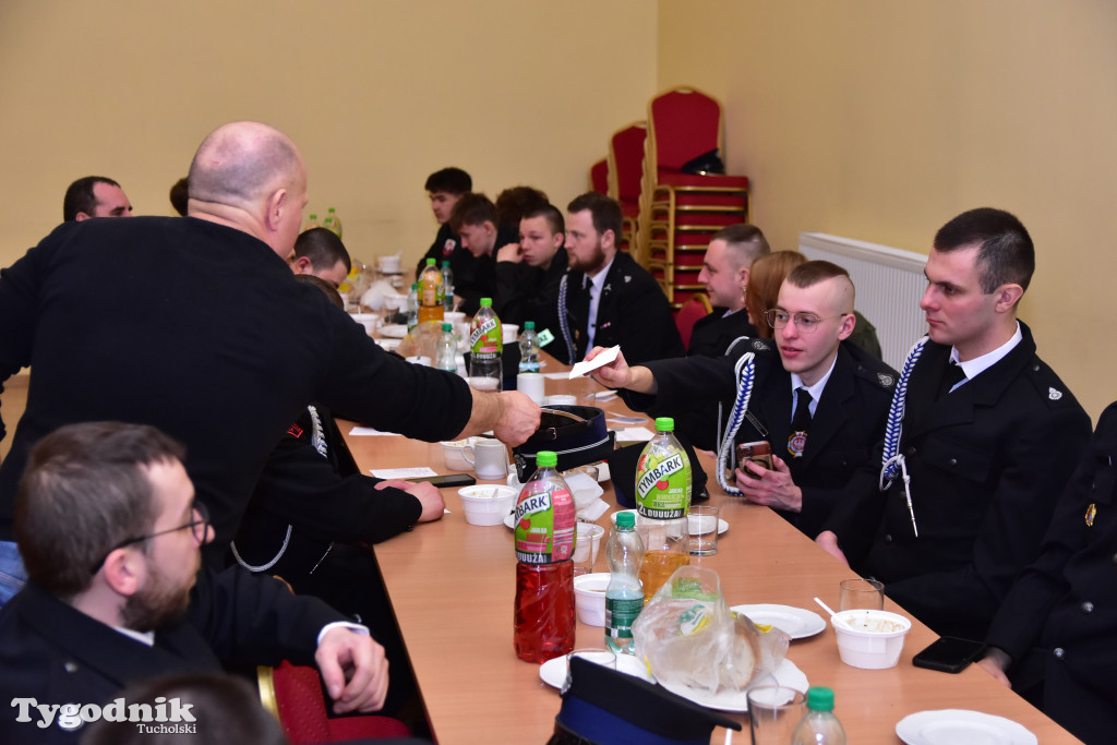 Druhny i druhowie z Lubiewa po zebraniu sprawozdawczo-wyborczym