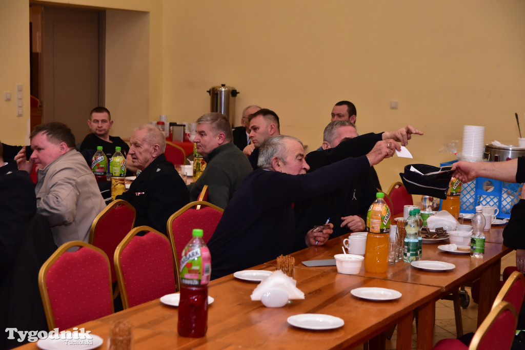 Druhny i druhowie z Lubiewa po zebraniu sprawozdawczo-wyborczym